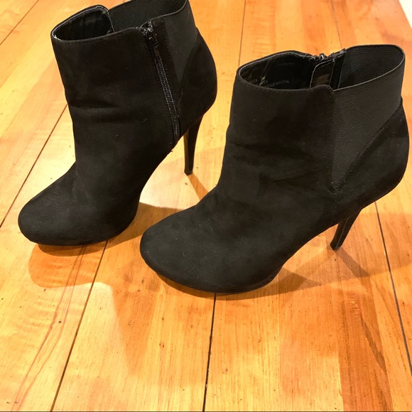 thalia sodi briea platform ankle booties